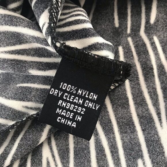 TIBI Abstract Print Full Skirt Jersey Knit Polka Dot Stripe Black Cream Short XS - Picture 7 of 11